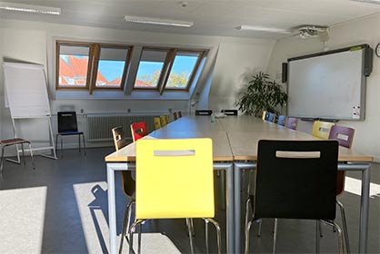Billede af lokalet 'Atelieret' i Frivilligcenter Næstved - De Sociale Foreningers Hus'